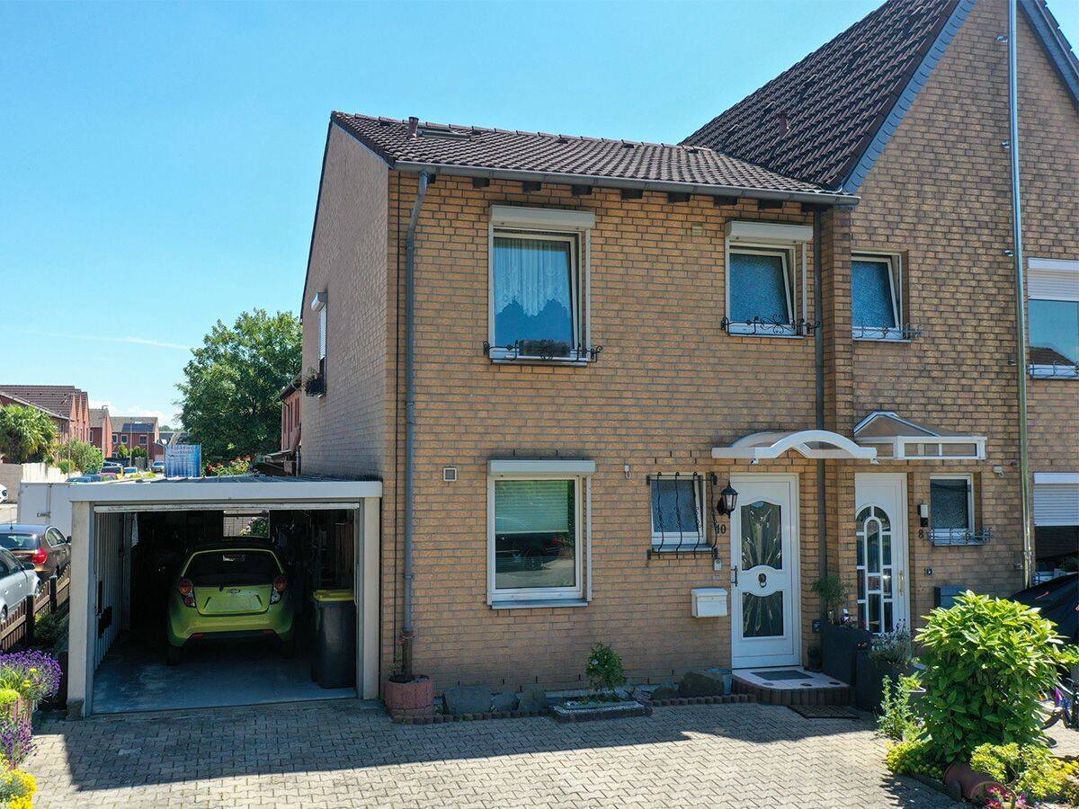WASSENBERG | Zuhause durchatmen: gepflegtes Reihenendhaus in ruhiger Lage mit Terrasse und Garage, 41849 Wassenberg