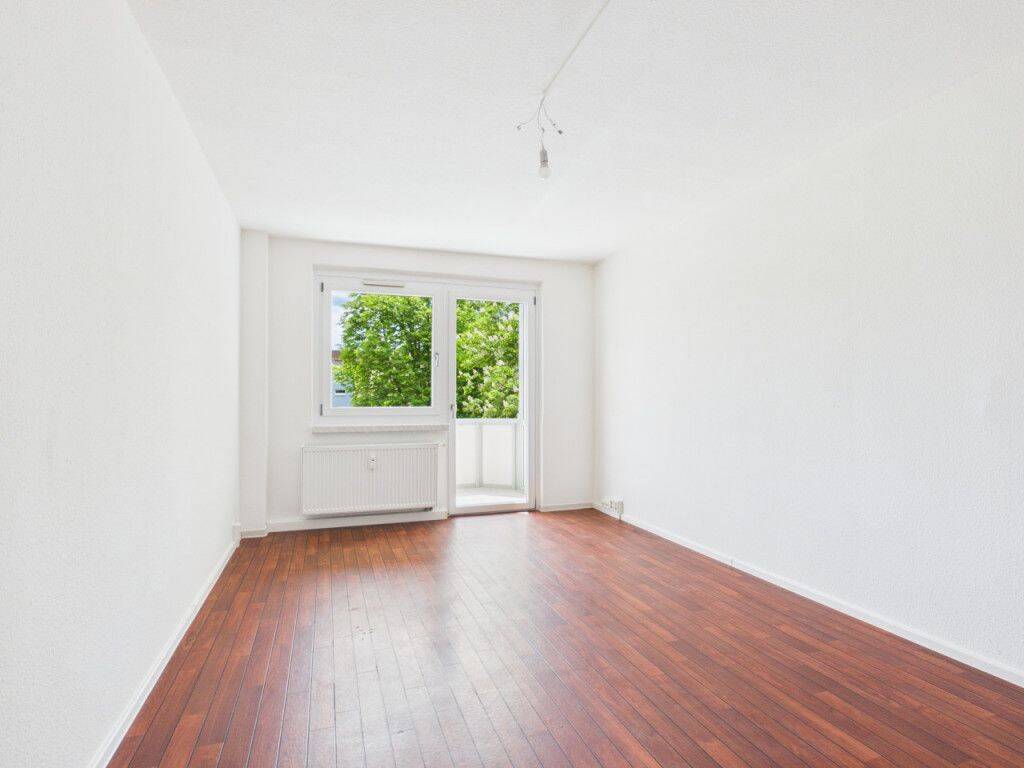 2-Raum-Wohnung mit Balkon auf dem südlichen Sonnenberg – Chemnitz – Bild 1 von 4
