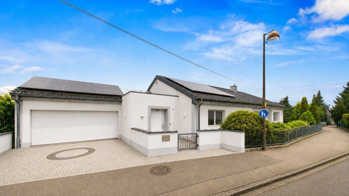 Exklusives Einfamilienhaus mit Panoramablick, 86356 Neusäß