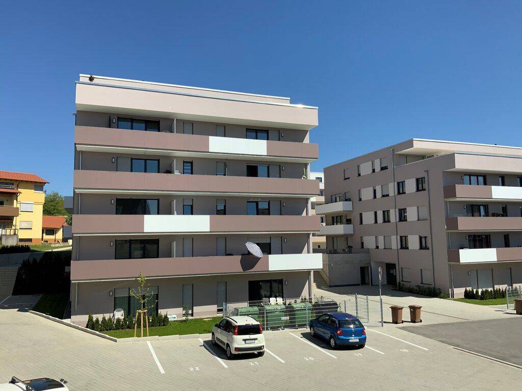 Licht, Raum und Aussicht – 4-Zimmer-Wohnung mit Dachterrasse, 78054 Villingen-Schwenningen