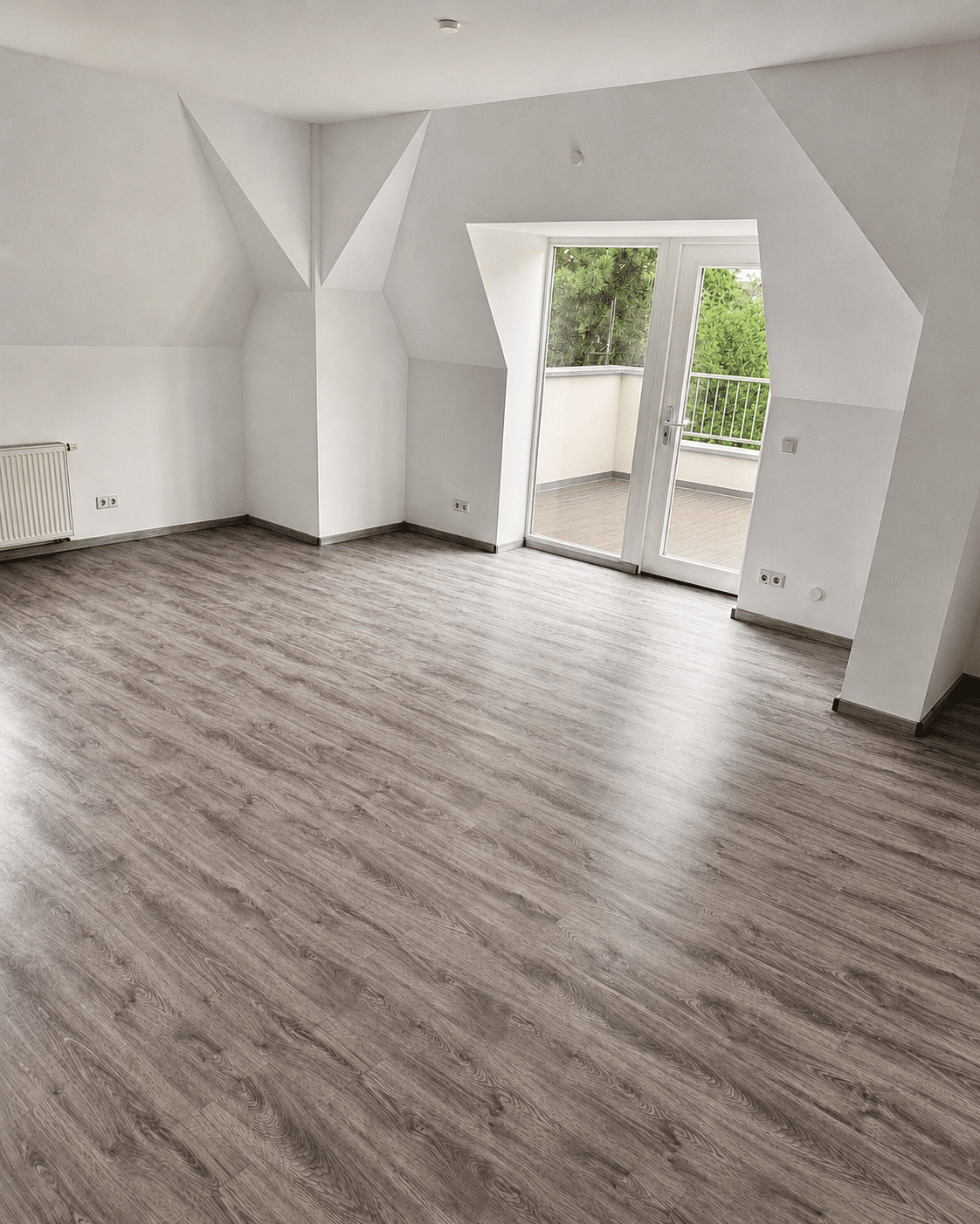 Wunderschöne Villa-Wohnung im Glauchauer Villenviertel – hell, großzügig und repräsentativ, 8371 Glauchau