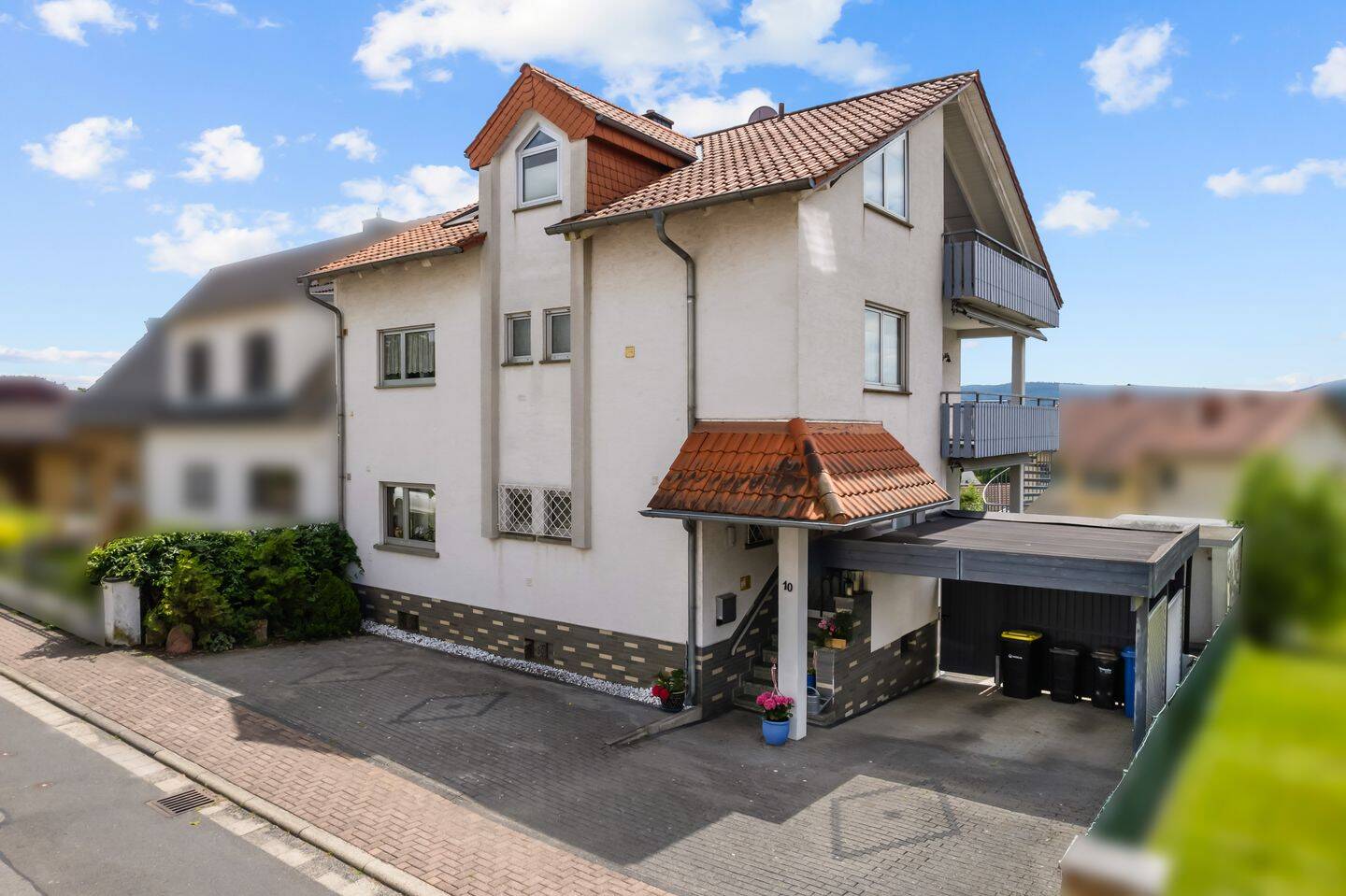 **Großzügiges Zwei-Familien-Wohnhaus in attraktiver Wohnlage**, 63579 Freigericht
