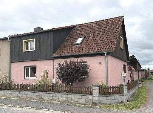 EFH mit Photovoltaikanlage in Stedten, 6317 Seegebiet Mansfelder Land