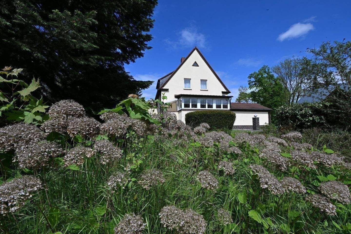 Schönes freistehendes Haus in Leipzig – Althen in ruhiger Lage mit großem Grundstück, frei, 4319 Leipzig (Althen-Kleinpösna Engelsdorf)