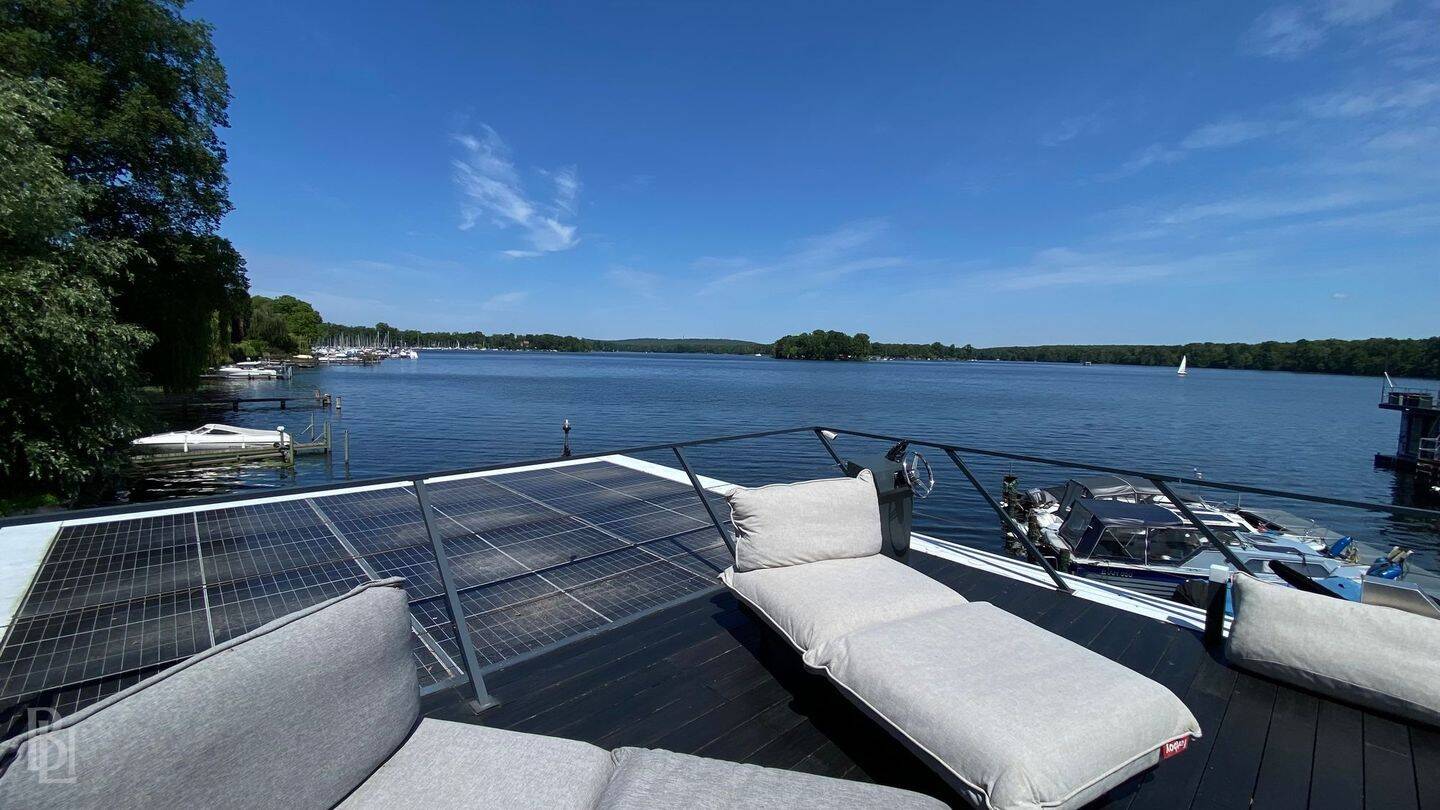 Luxuriöses Hausboot mit Skydeck und Dauerliegeplatz am Zeuthener See, 12527 Berlin (Treptow-Köpenick Grünau Karolinenhof Schmöckwitz)