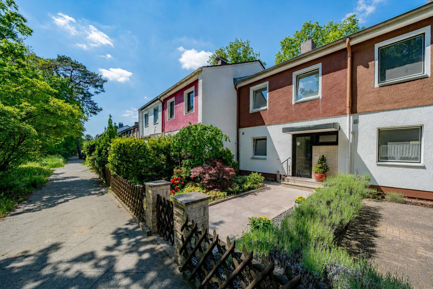 Einziehen und wohlfühlen! Modernisiertes Reihenhaus am Waldrand in Berlin-Lichtenrade, 12307 Berlin (Tempelhof-Schöneberg Lichtenrade Marienfelde)