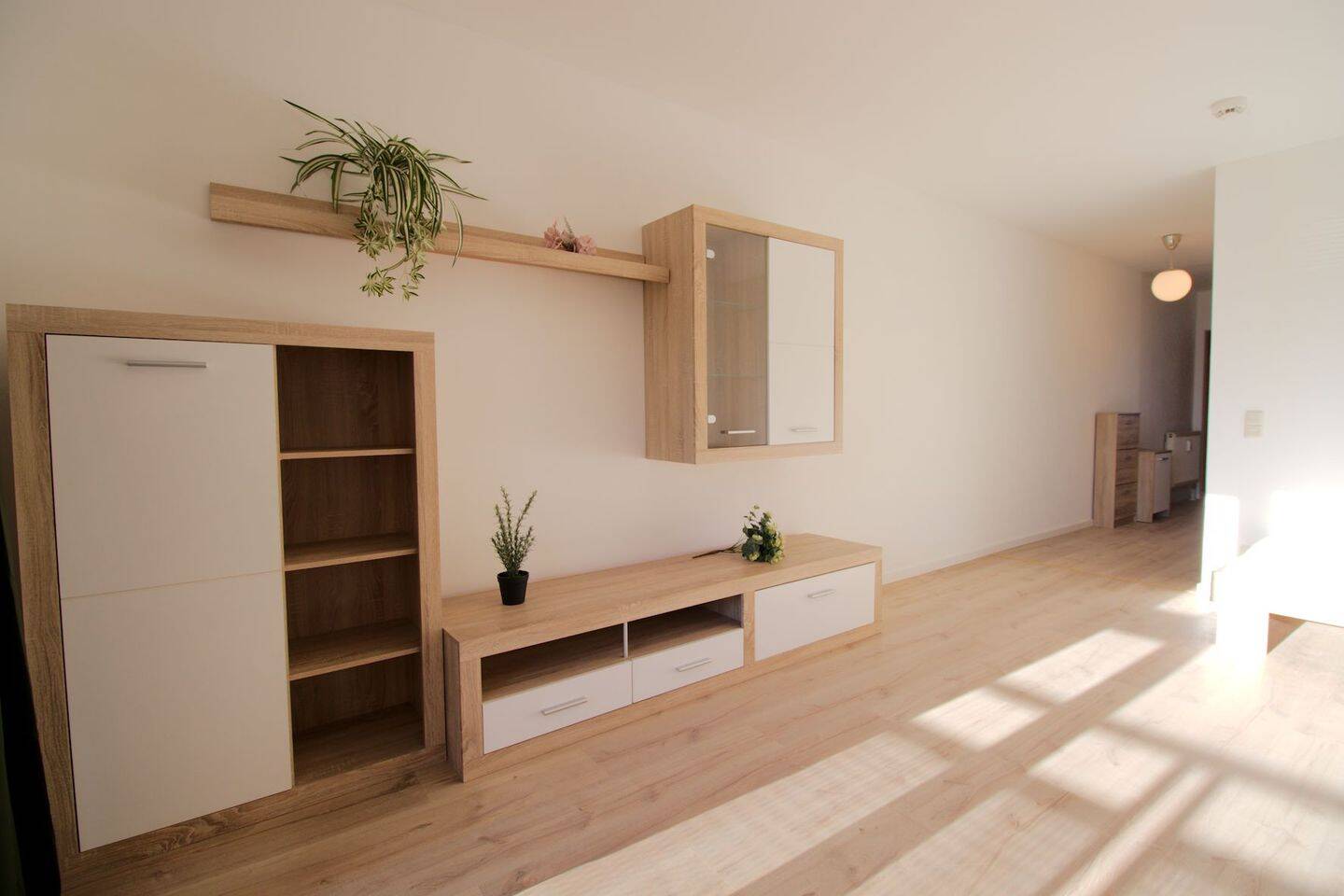 Geräumige 1-Zimmer Wohnung mit sehr guter Anbindung, 90763 Fürth (Südstadt Weikershof)