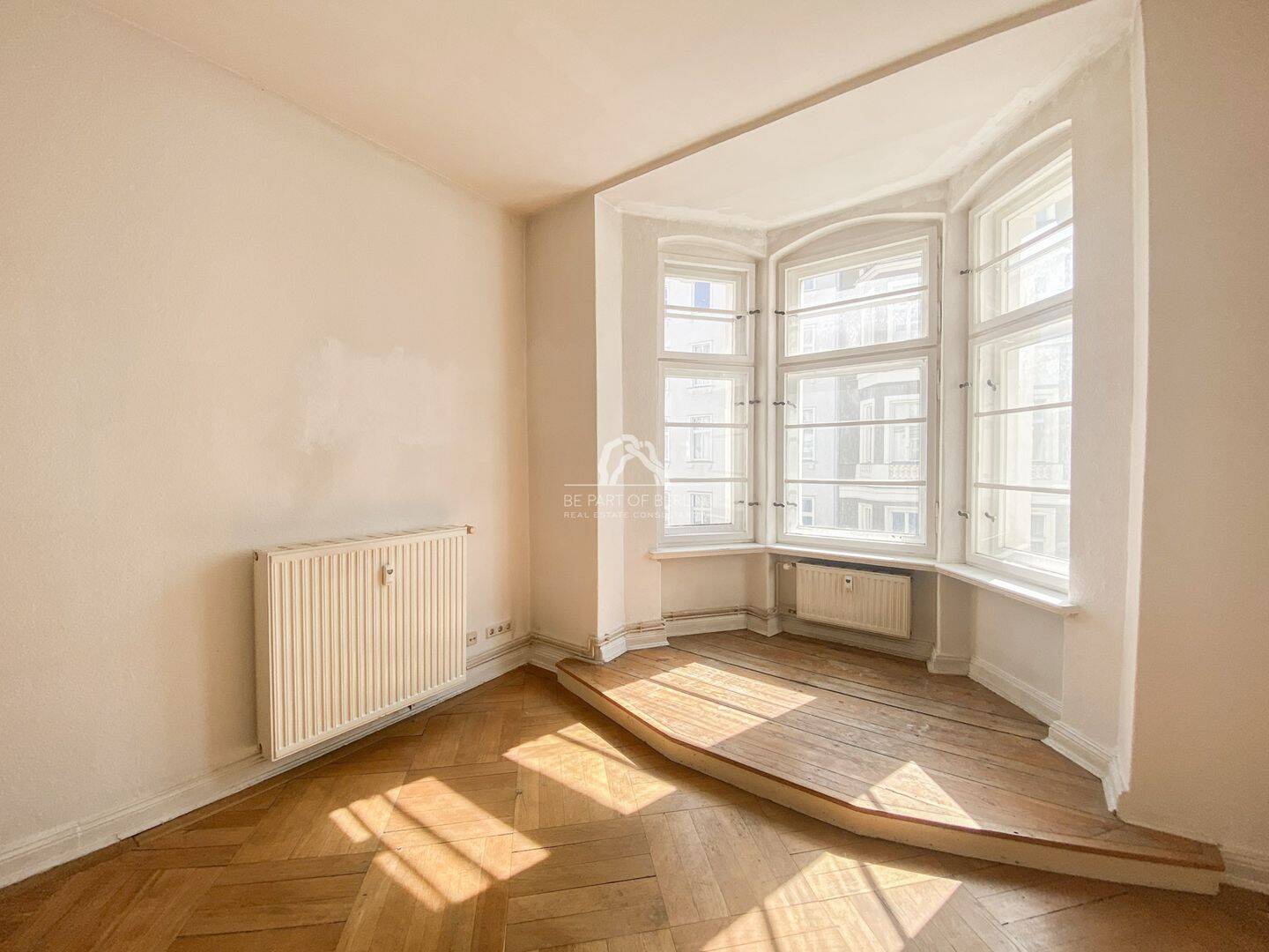 ALTBAULIEBHABER AUFGEPASST! HELLE UND KLASSISCH SCHÖNE ALTBAUWOHNUNG MIT POTENZIAL! PROVISIONSFREI!, 10559 Berlin (Mitte Moabit Tiergarten)