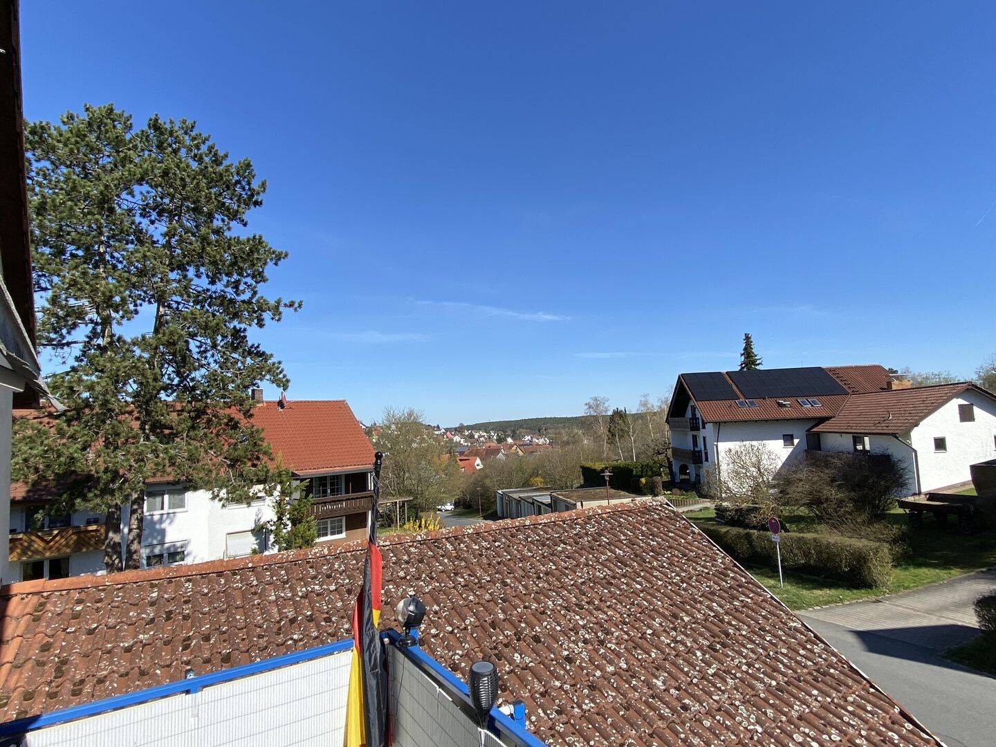 Stadtnahes Wohnen im Grünen – schicke, große ETW mit Garage zu verkaufen!, 90613 Großhabersdorf