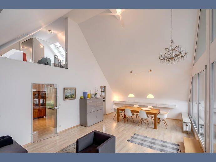 Möbliert: Hochwertige 4-Zimmer Wohnung in Toplage, 80638 München (Moosach Neuhausen-Nymphenburg)