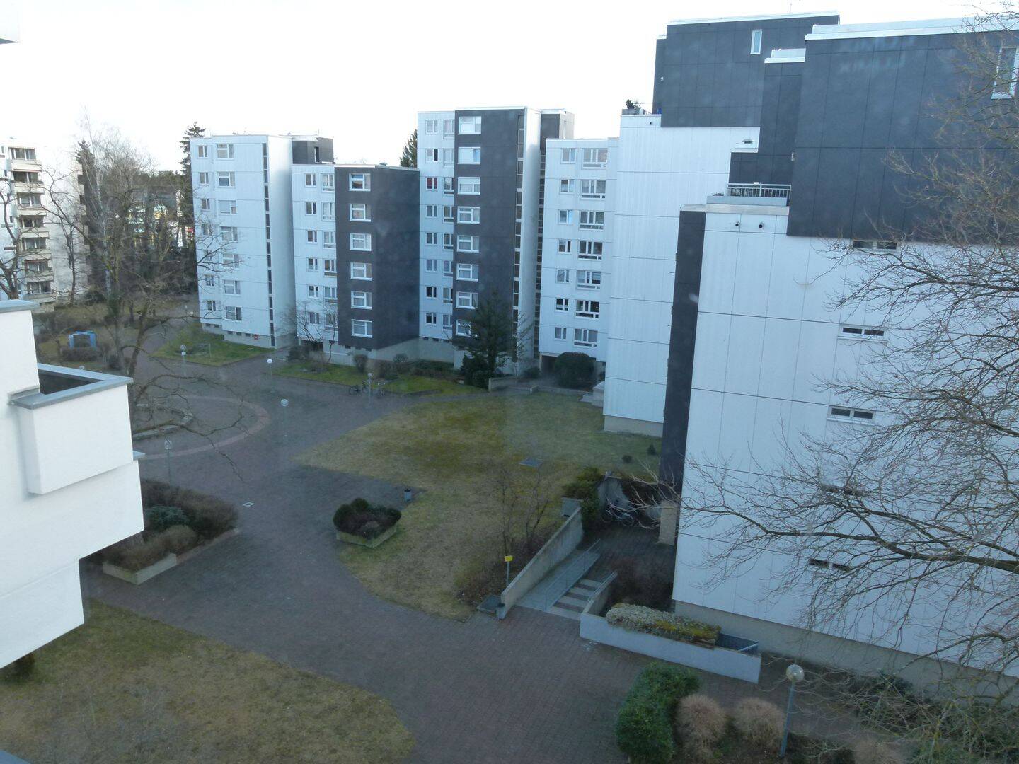 Freundliche und helle, sehr gut geschnittene 3 Zimmer-Wohnung von privat, 85521 Ottobrunn