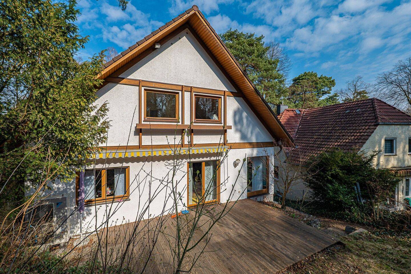 Viel Platz und hohe Energieeffizienz – großes Haus in Frohnau -Einliegerwohnung möglich, 13465 Berlin (Reinickendorf Frohnau Mühlenbecker Land Hermsdorf)