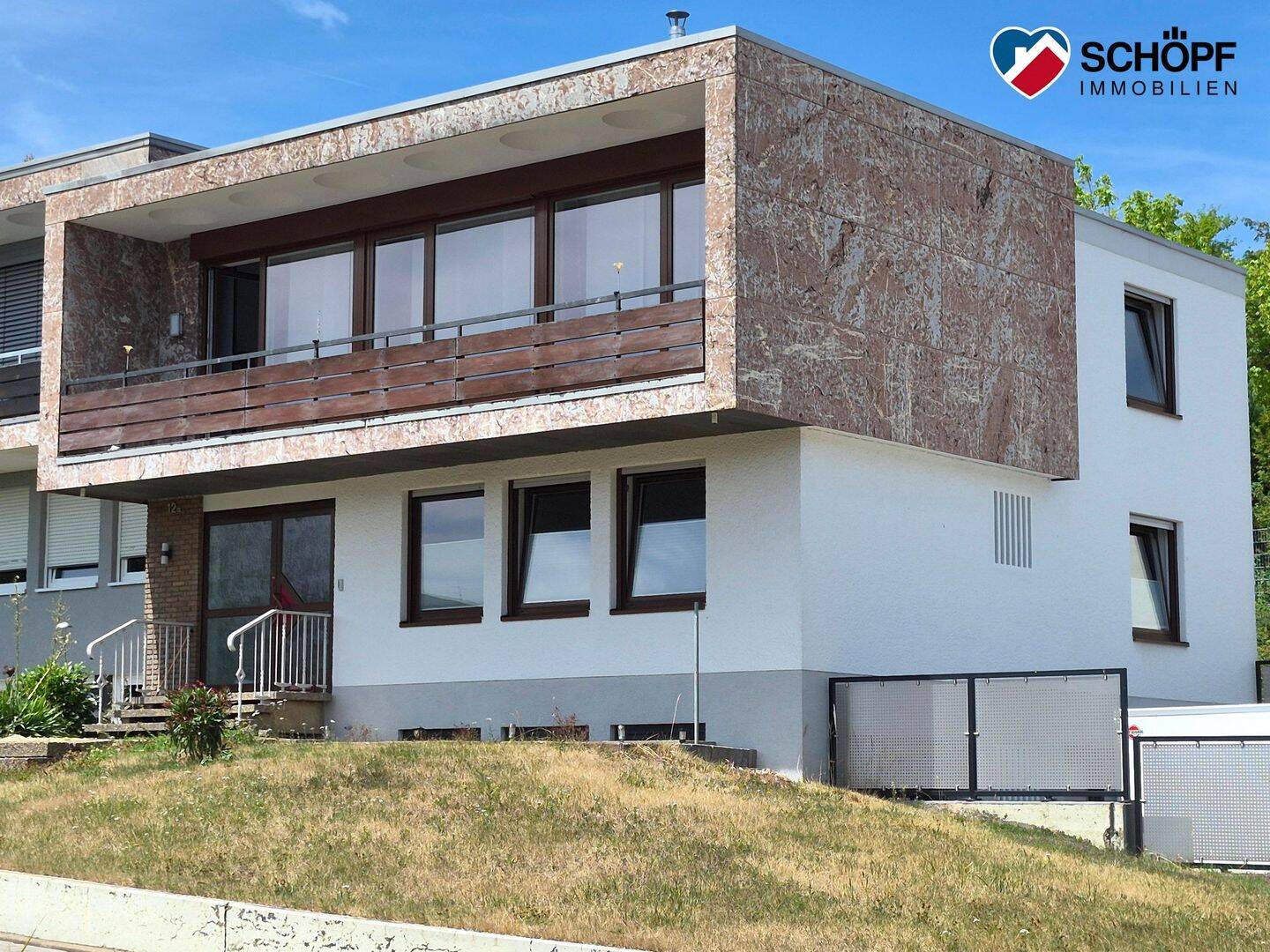 Kernsaniertes Architektenhaus in ruhigster Lage!, 66113 Saarbrücken