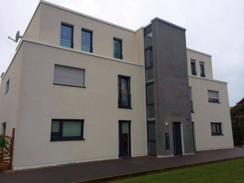 Helle 4-Zimmerwohnung mit Balkon in zentraler Lage von Hövelhof, 33161 Hövelhof