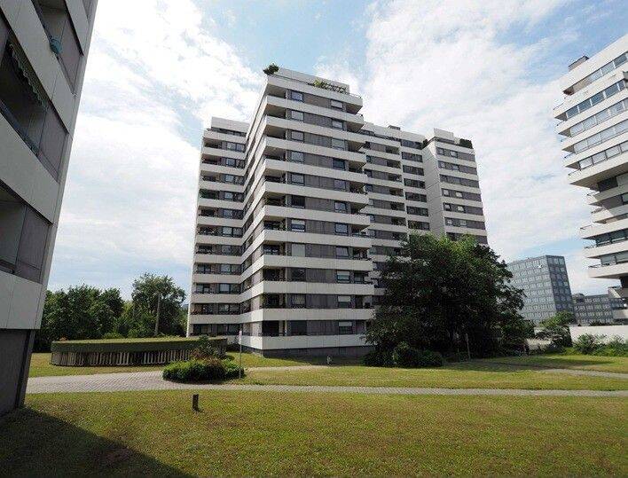 Voll möblierte Wohnung in zentrumsnaher Lage am Wöhrder See, 90402 Nürnberg (Gleißbühl Lorenz Tafelhof Tullnau Wöhrd)