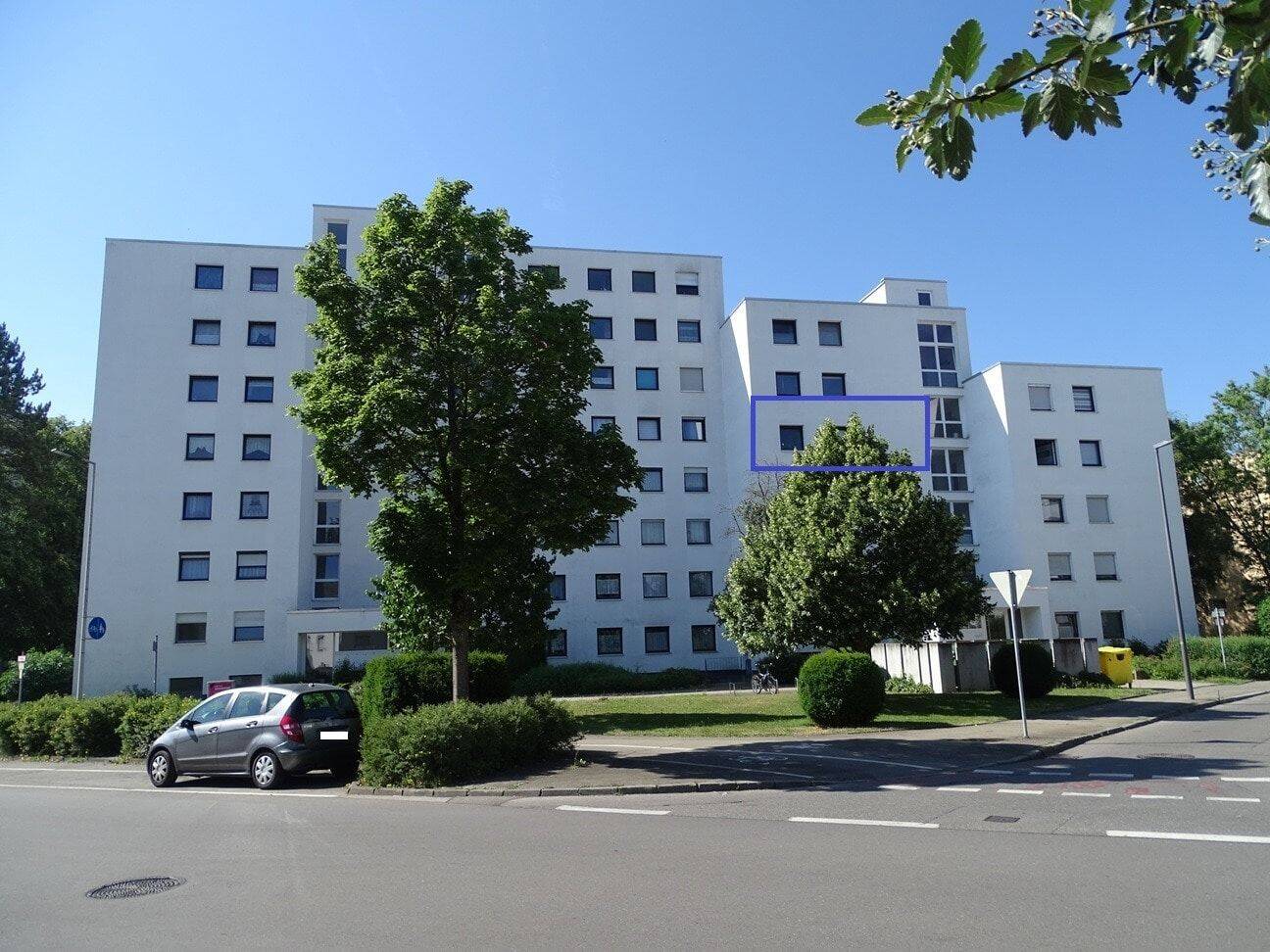 Großzügige 3 Zimmer Wohnung mit Balkon und Garage in Schwenningen, 78054 Villingen-Schwenningen