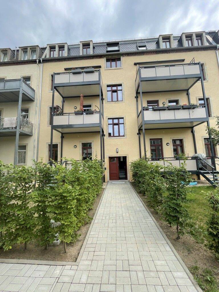 3 Raumwohnung mit hochwertiger Ausstattung, Balkon und Gartenanteil, 1129 Dresden (Hellerberge Pieschen-Nord/Trachenberge Trachau)