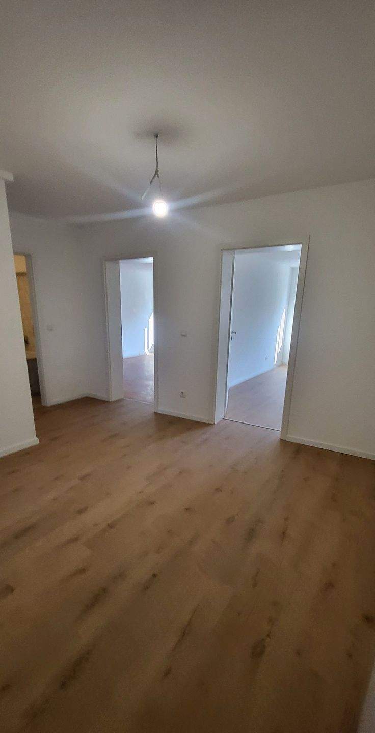 Attraktive 2-Zimmer-City-Wohnung in Nürnbergs Südstadt ! Anfragen und Selbstauskunft bitte nur per E-Mail !, 90443 Nürnberg