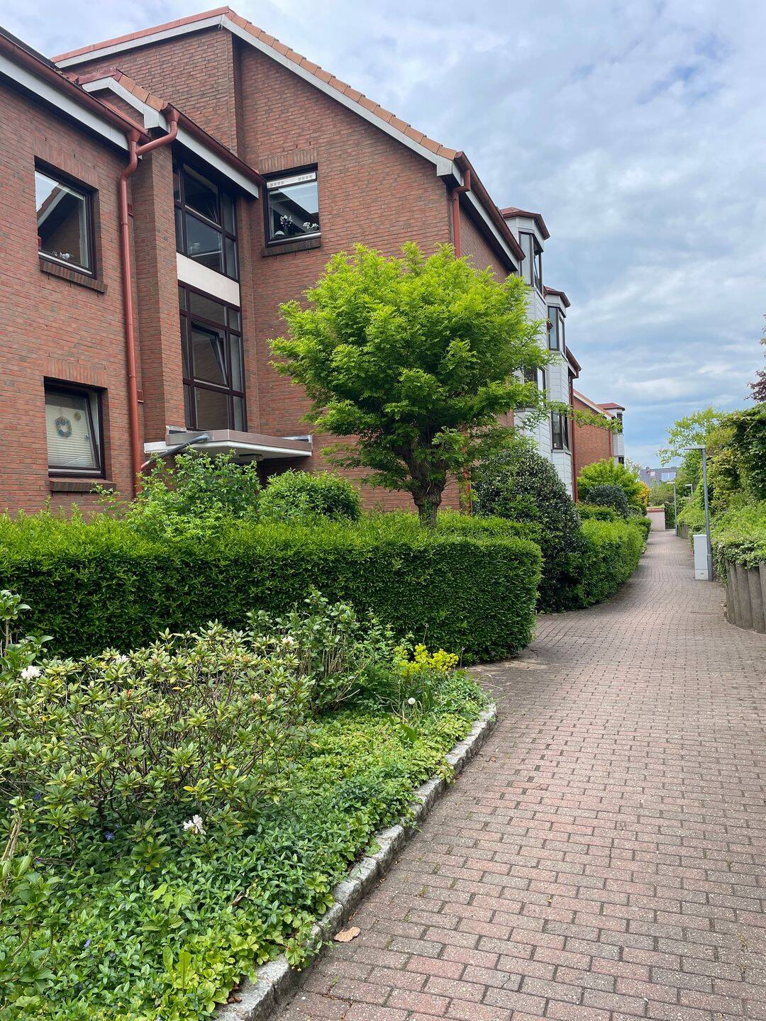 2,5 Zimmer Eigentumswohnung mit sehr großer Loggia und Garage in Schenefeld, 22869 Schenefeld