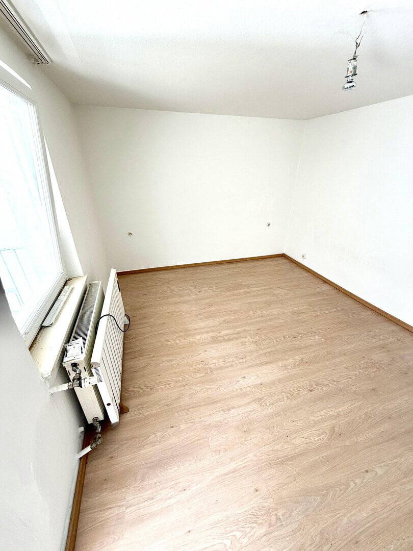 Singles aufgepasst – 1-Zimmer Wohnung mitten im Friedberger Zentrum, 61169 Friedberg (Hessen)