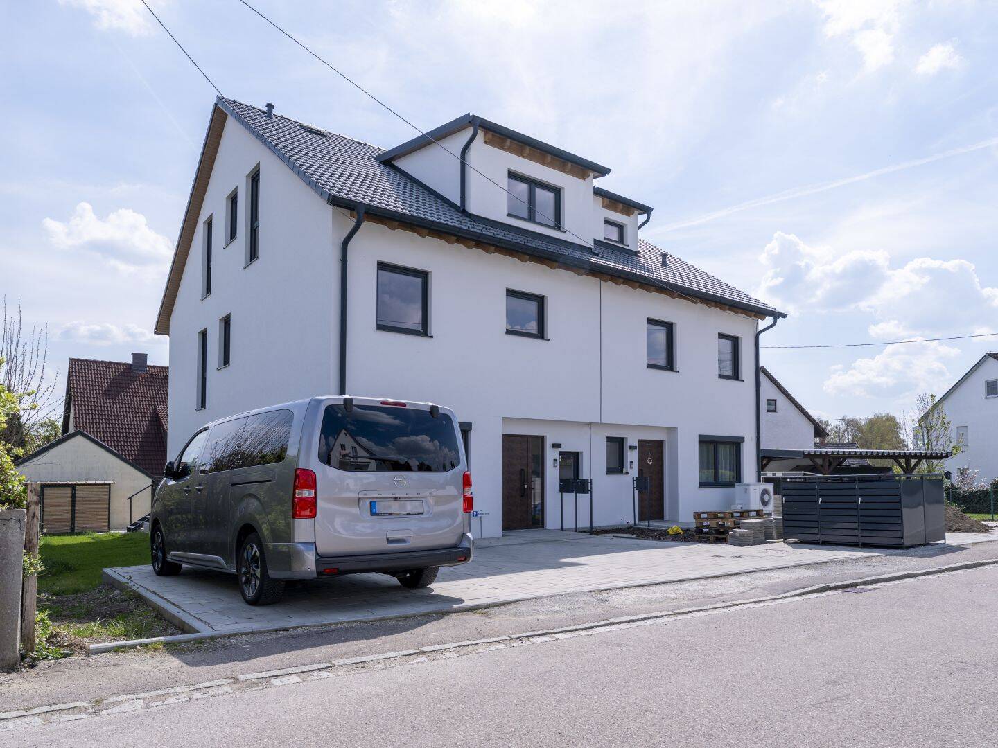 *NEUBAU 2024* Sehr gepflegte, moderne 4-Zimmer-Maisonette-Wohnung in Weichs, 85258 Weichs