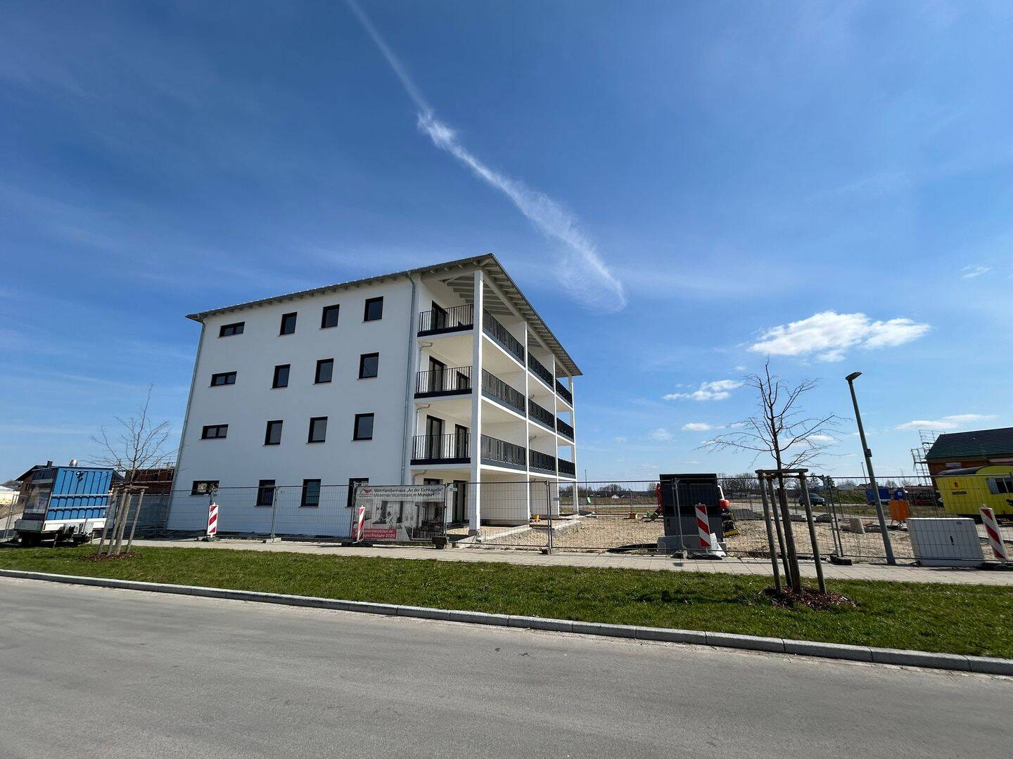 Exklusive 3-Zimmer-Neubauwohnung mit großem Balkon und TG-Stellplatz, 84453 Mühldorf a. Inn