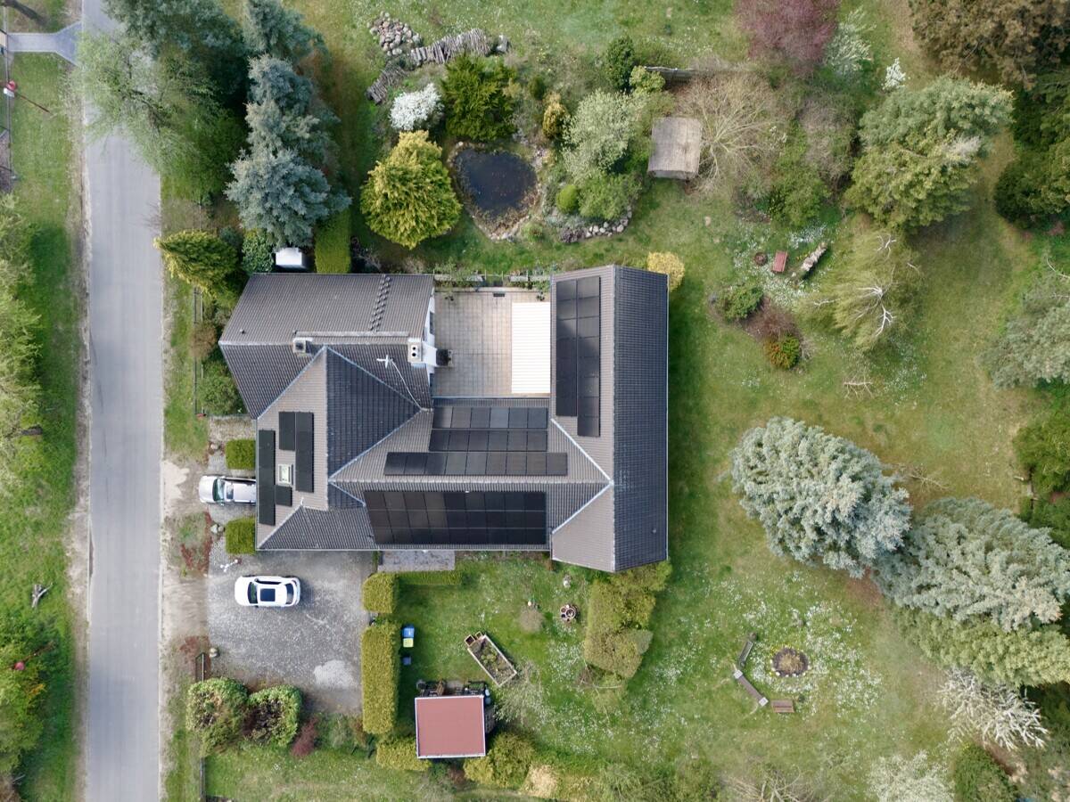 Großzügige Villa mit Schwimmbad in ruhiger und naturnaher Lage, 15320 Neuhardenberg