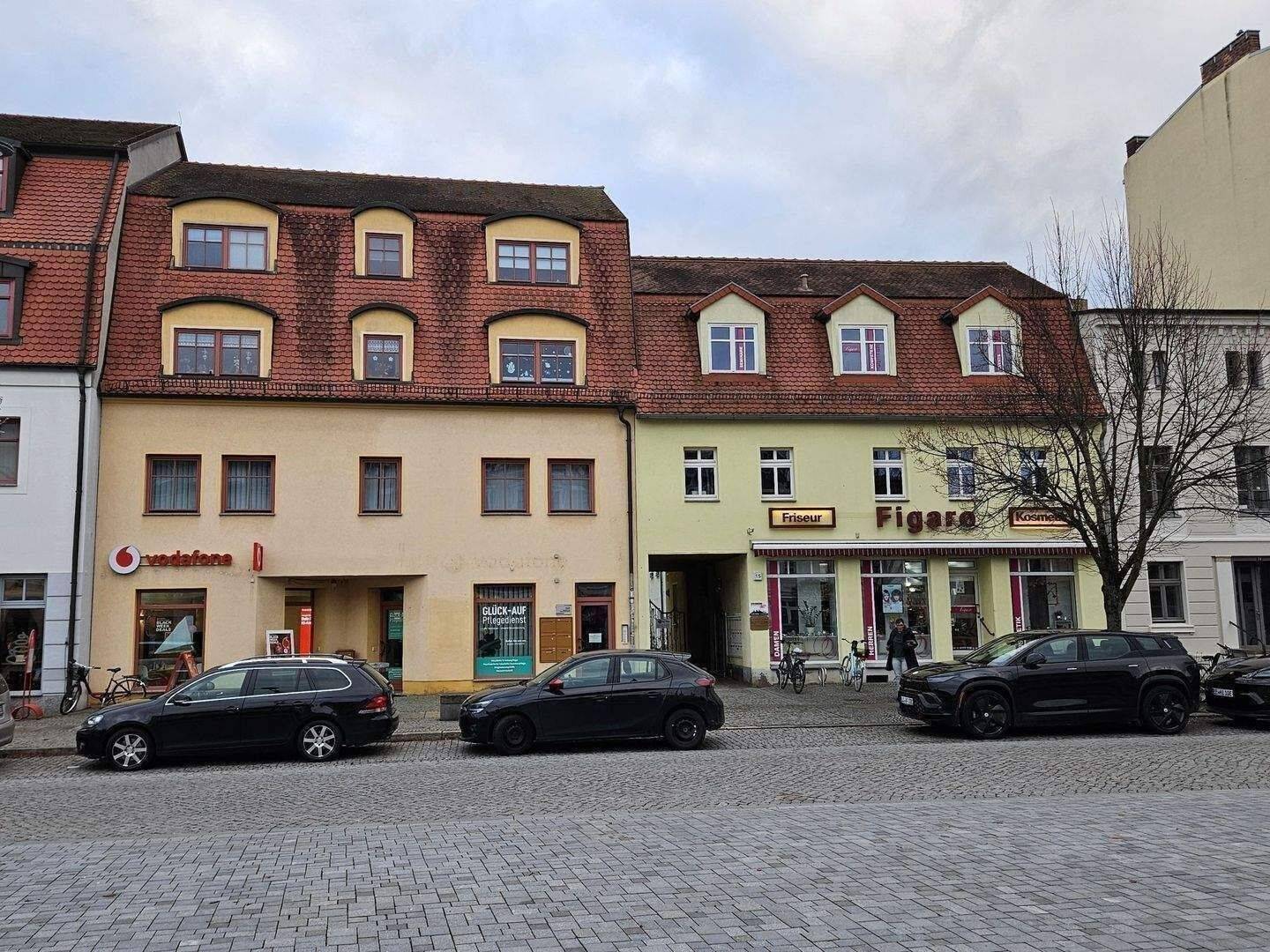 Übersichtliche Anlage – nicht zu groß und nicht zu klein. Geschäftshaus in 1A-Lage!, 3238 Finsterwalde