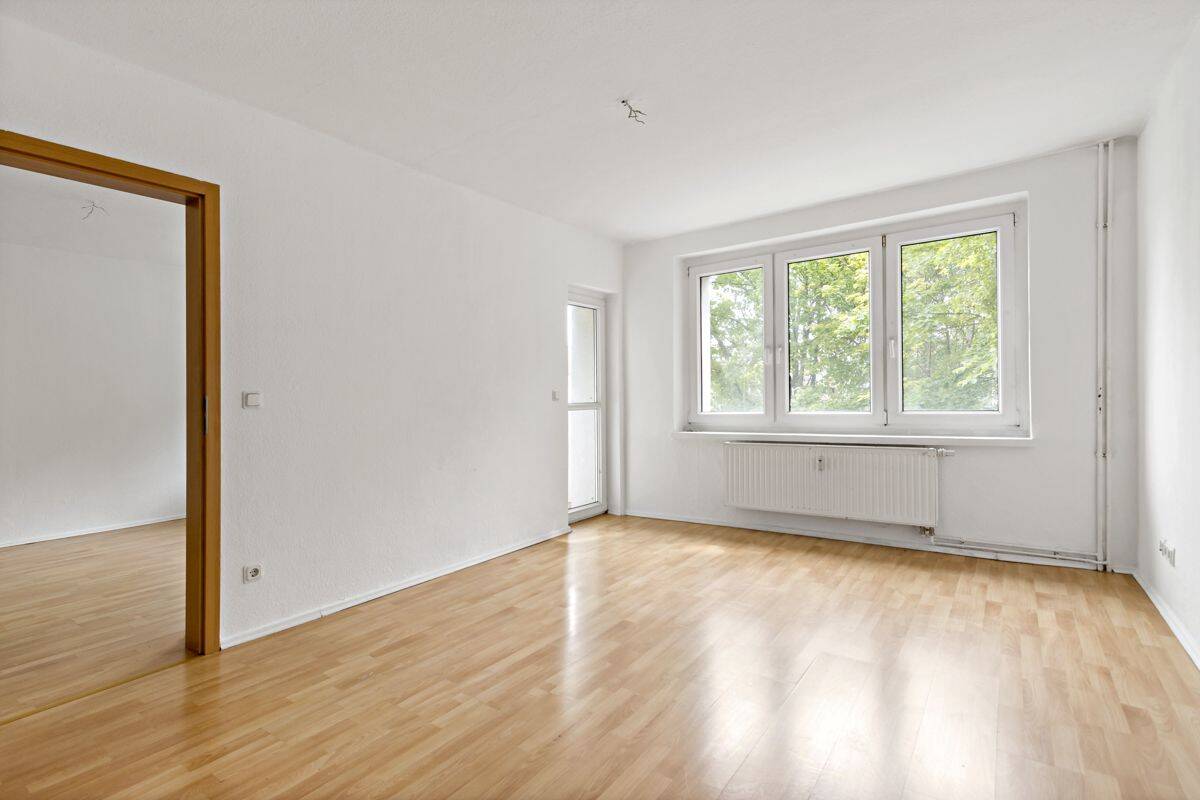 Gepflegte 2-Raumwohnung mit Balkon in der Merseburger Straße!, 6112 Halle (Saale)