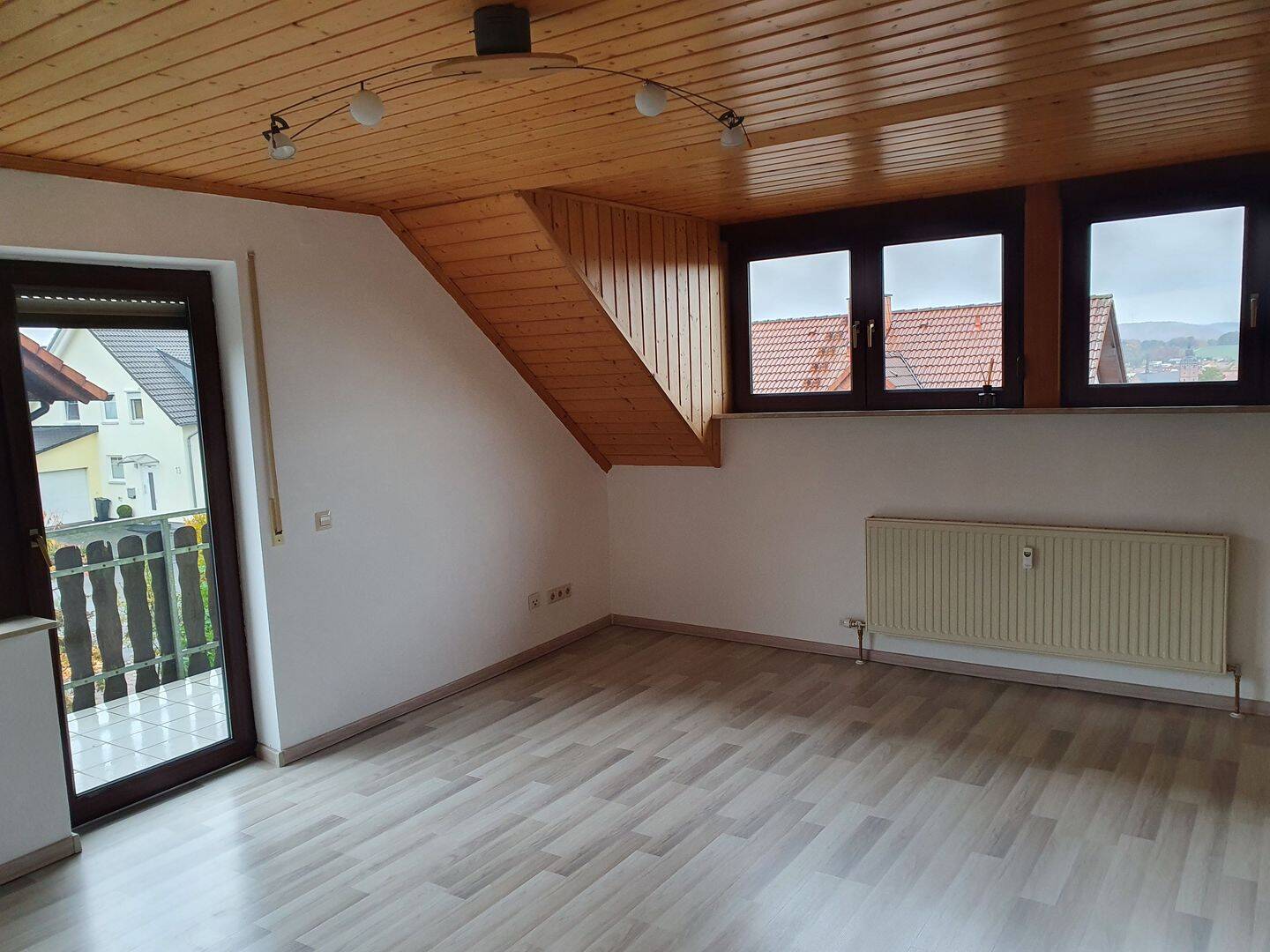 Schöne 4- Zimmer DG Wohnung in Buchen, 74722 Buchen (Odenwald)