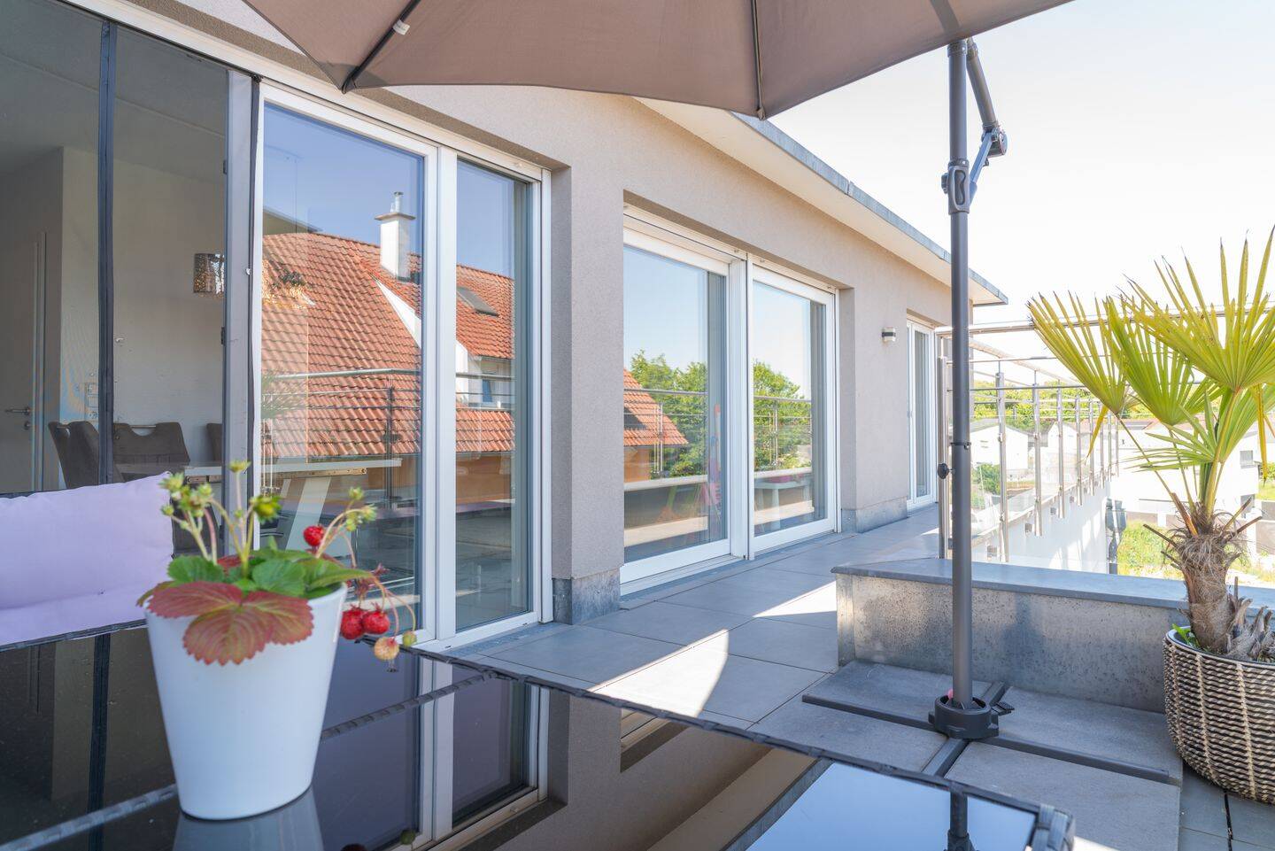 Ganz oben ankommen – Penthouse (barrierefrei) mit umlaufender Dachterrasse in Kehl-Sundheim, 77694 Kehl