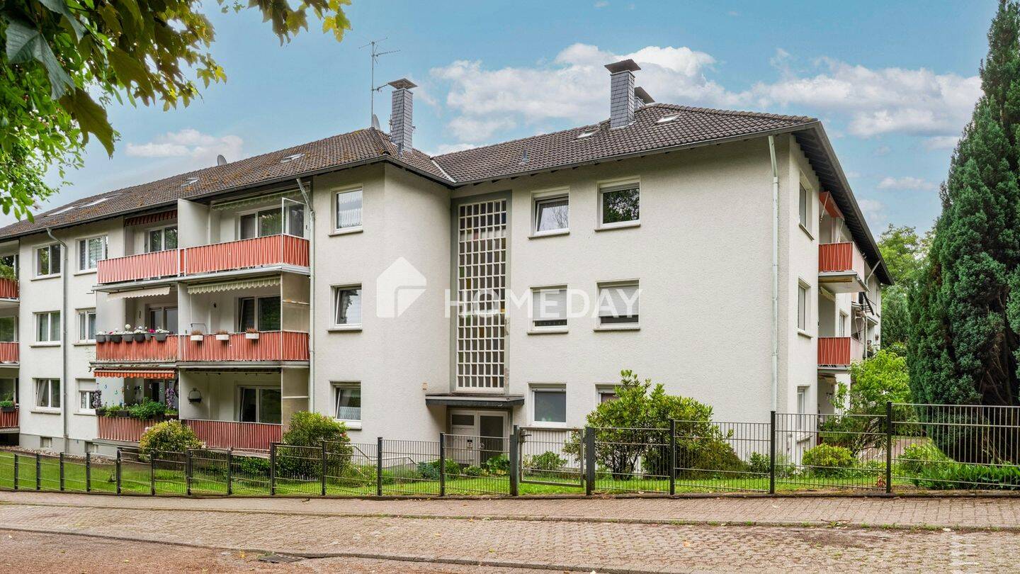 Ankommen und durchatmen: Bezugsfreie Erdgeschosswohnung mit Balkon und Garage in Leichlingen, 42799 Leichlingen (Rhld.)