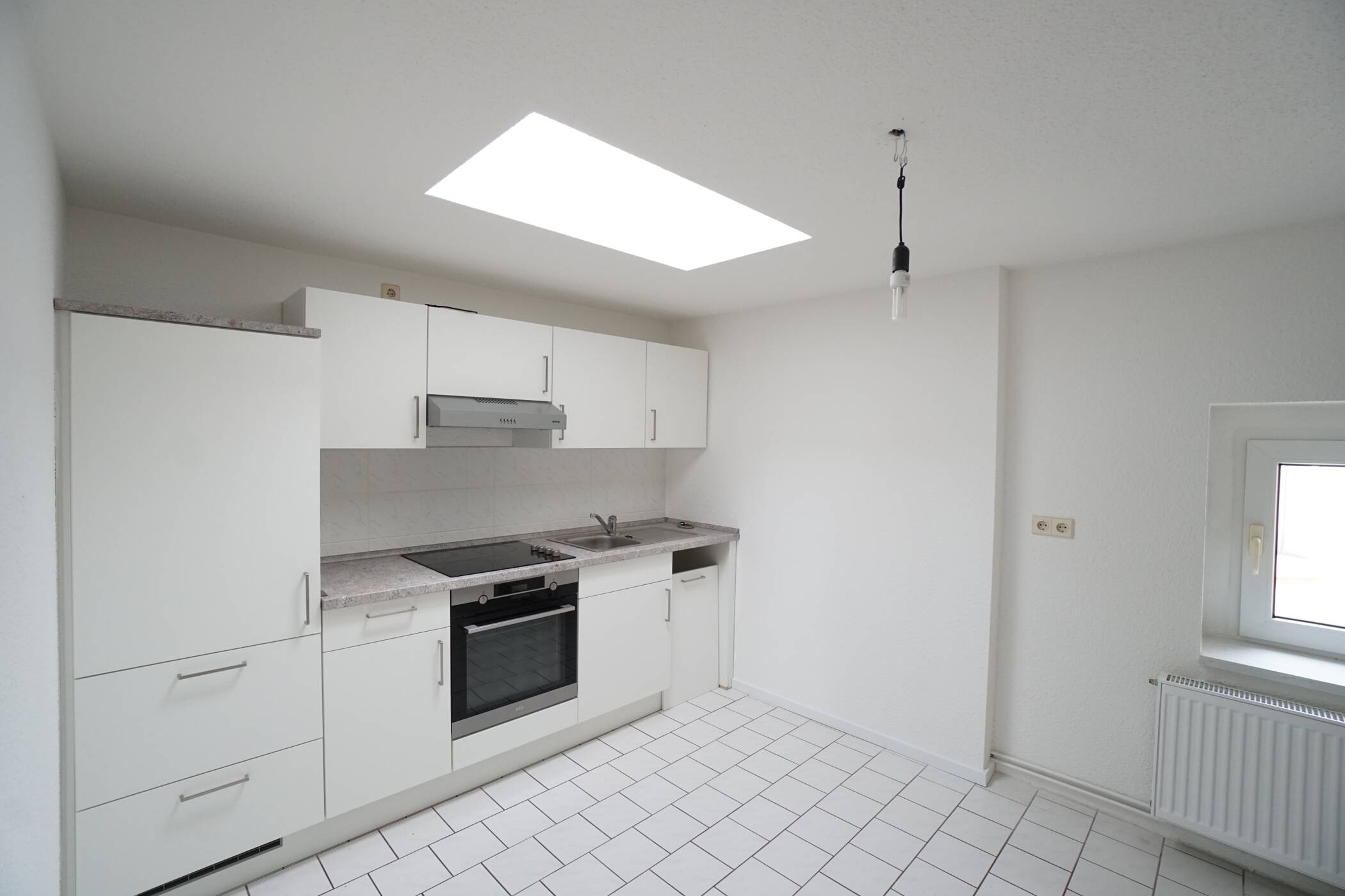 INDIVIDUELLES DACHGESCHOSS MIT EINBAUKÜCHE, 39108 Magdeburg (Altstadt Stadtfeld Ost)