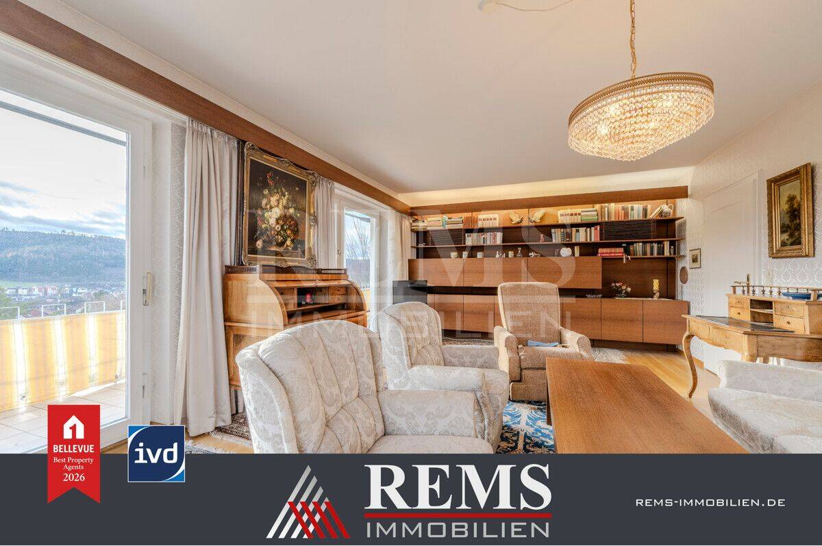 Großzügige Etagen-Wohnung mit Weitblick, Balkon, Terrasse, Garage & vielseitigem Dachgeschoss, 73655 Plüderhausen