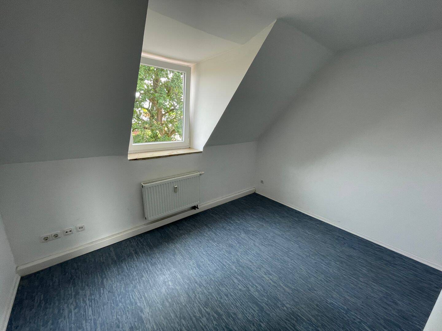 Geräumige 3-Zimmer-Wohnung in Altenstadt an der Waldnaab, 92665 Altenstadt a.d. Waldnaab