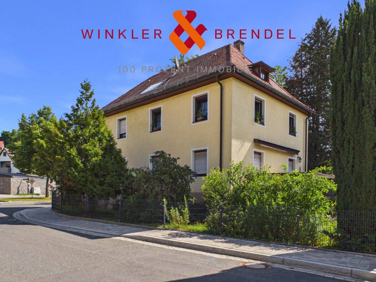 Renovierungsobjekt: Mehrfamilienhaus mit drei Wohneinheiten in äußerst zentraler Lage von Pegnitz, 91257 Pegnitz