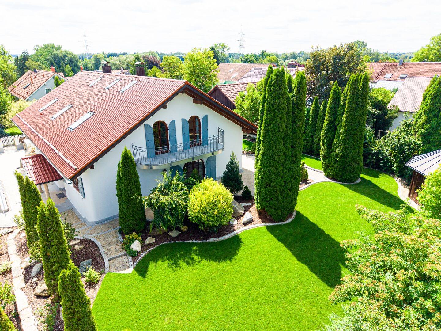 Exklusive Landhausvilla mit Traumgarten, provisionsfrei, 85570 Anzing