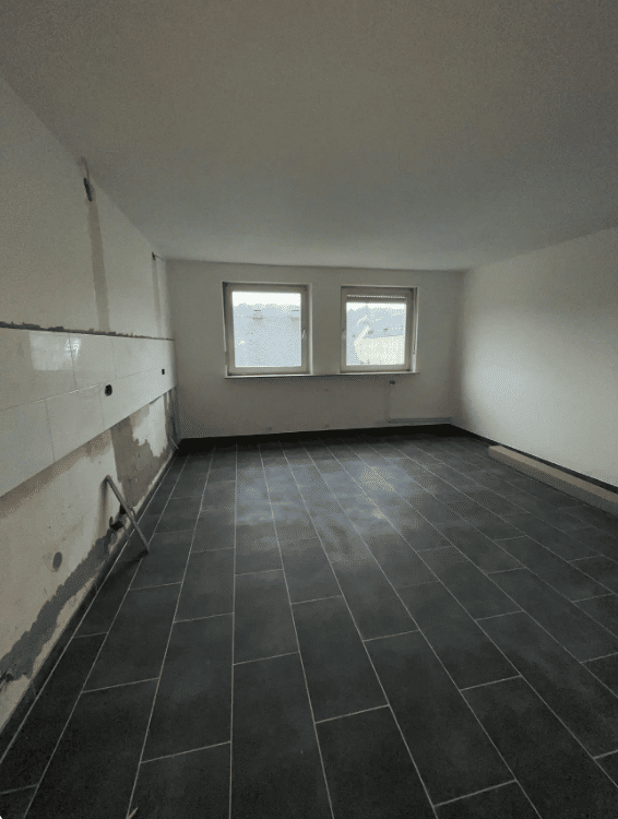 Frisch Rennovierte 4 Zimmerwohnung in Idar-Oberstein zu vermieten [HMR-O72E03], 55743 Fischbach