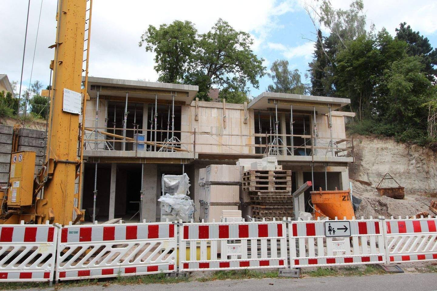 Exklusives Neubauprojekt mit Zukunft – Eigentumswohnungen & Studentenapartments vereint – Aufzug vom Studio – bis ins Keller