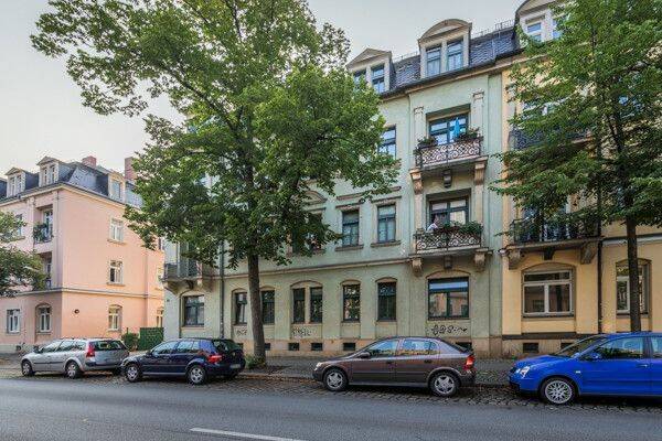 Schön geschnittene 3 Zimmer Wohnung im Erdgeschoss, 1129 Dresden (Hellerberge Pieschen-Nord/Trachenberge Trachau)