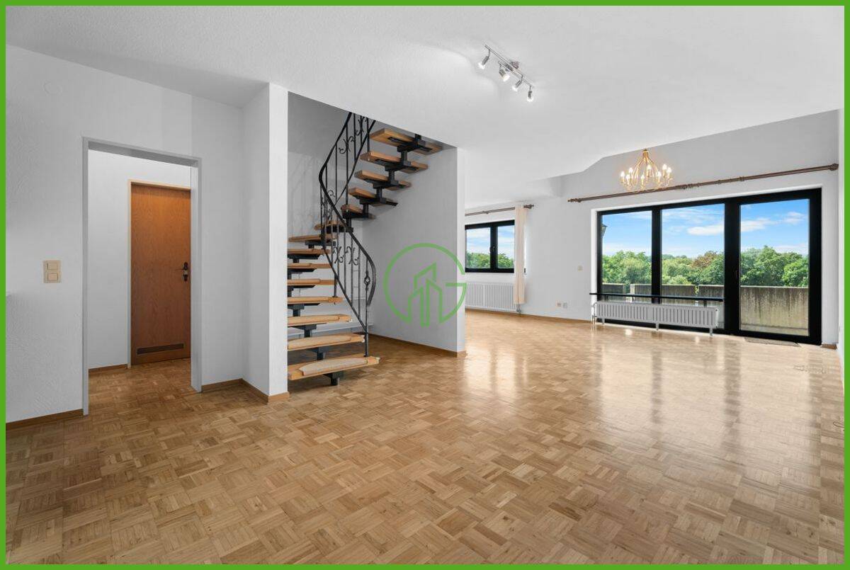 # Stadtwohnung mit Aufzug # 4-Zimmer-Maisonette-Whg., Balkon, ca. 140 m², Einbauküche, Tiefgarage, 52349 Düren