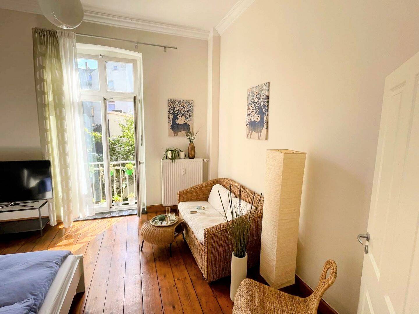 Sanierte Altbau-Wohnung in super Lage Unterbilk/Medienhafen, 40219 Düsseldorf (Hafen Unterbilk)