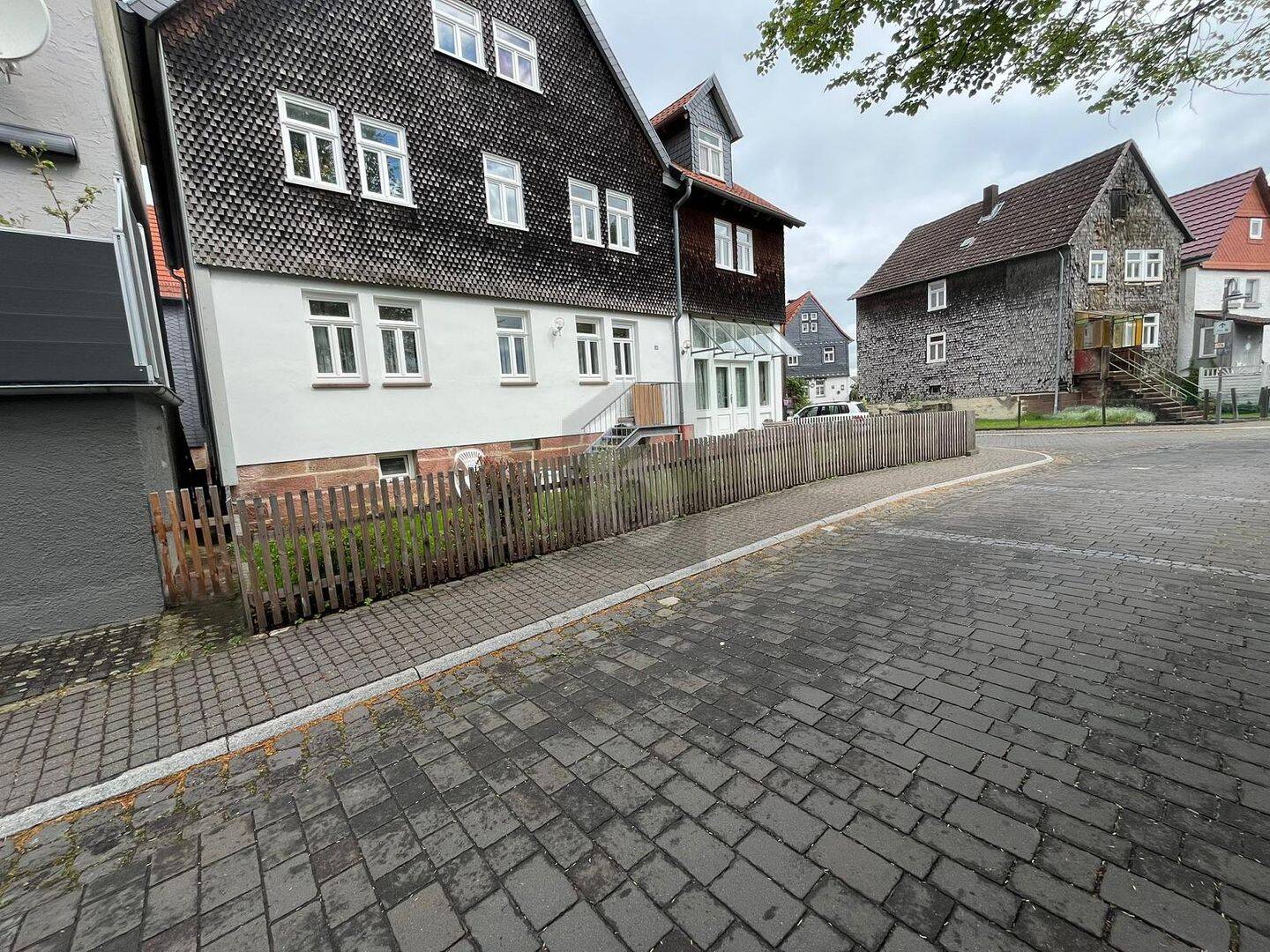STARKES INVESTMENT IN WACHSTUMORIENTIERTER LAGE, 35279 Neustadt (Hessen)