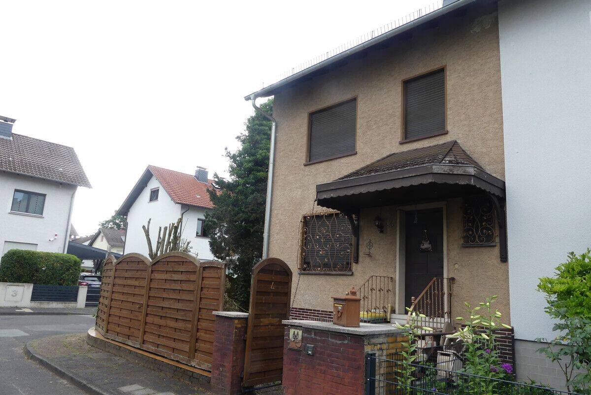 “Besondere Gelegenheit in Bruchköbel” Haus mit großem Garten in guter Lage, 63486 Bruchköbel
