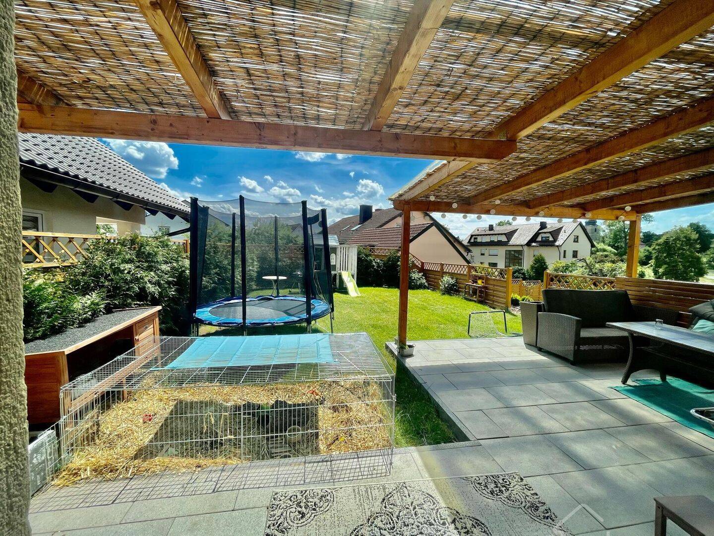 Wer kann bei dem Panorama-Seeblick nein sagen? Einfamlienhaus für Ihre vielfältigen Möglichkeiten, 91315 Höchstadt a.d. Aisch