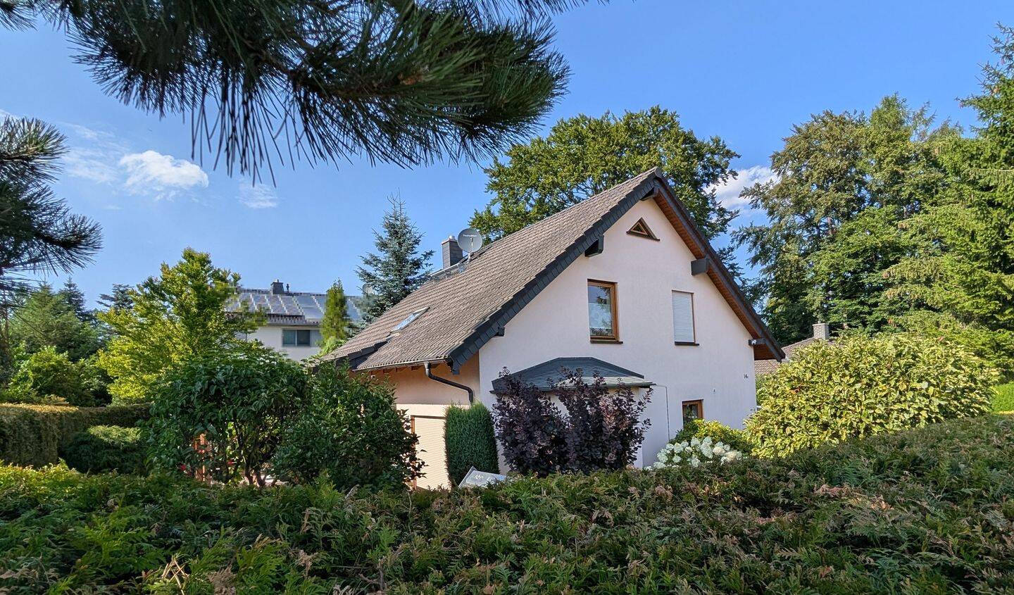 Ein Zuhause mit Herz – Äußerst gepflegtes Einfamilienhaus in beliebter Chemnitzer Wohnlage, 9127 Chemnitz