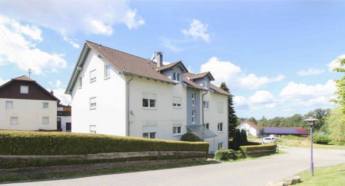 1.Zimmer DG Wohnung – STELLPLATZ- GARTEN, 76332 Bad Herrenalb