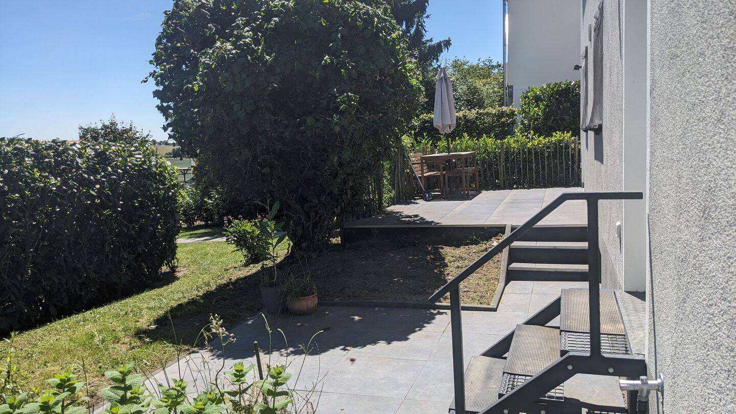 Kernsaniertes Fachwerkhaus mit Garten und Garage in Taunusstein, 65232 Taunusstein