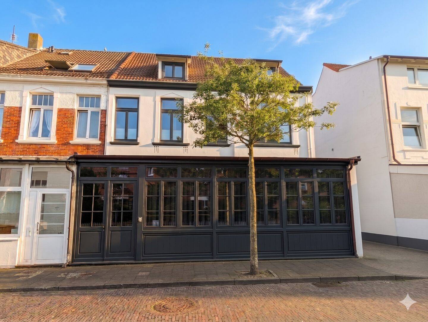 Tradition trifft Moderne – Liebevoll saniertes Jugendstil-Stadthaus mit 3 Wohnungen, 26548 Norderney