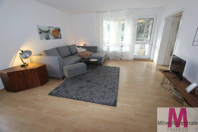 Sehr schöne 2 Zimmer Wohnung mit Balkon, 90765 Fürth